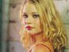 Emilie de Ravin 16